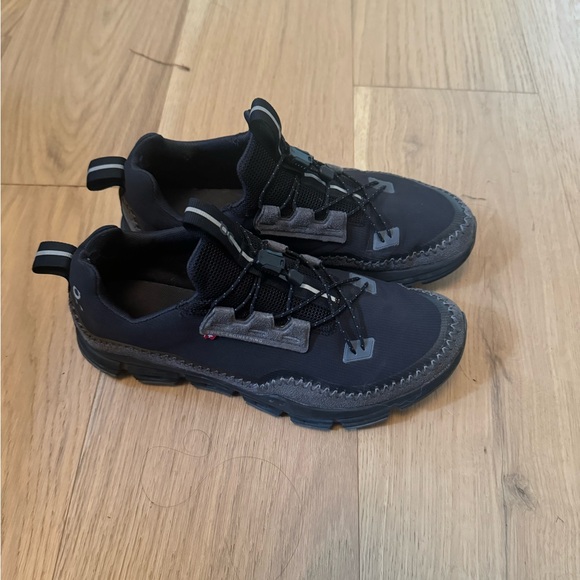 On Cloudaway Sneakers W9.5 - Picture 3 of 4